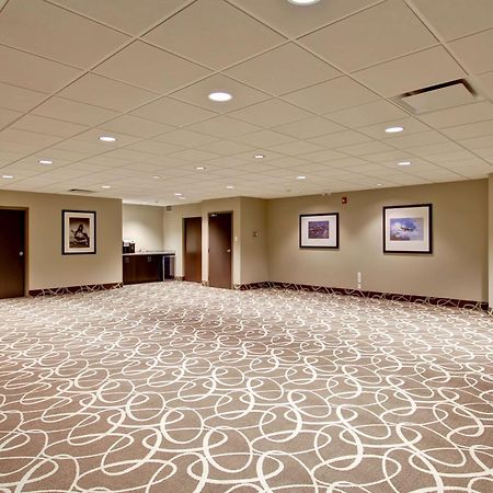 Best Western London Airport Inn & Suites Dış mekan fotoğraf