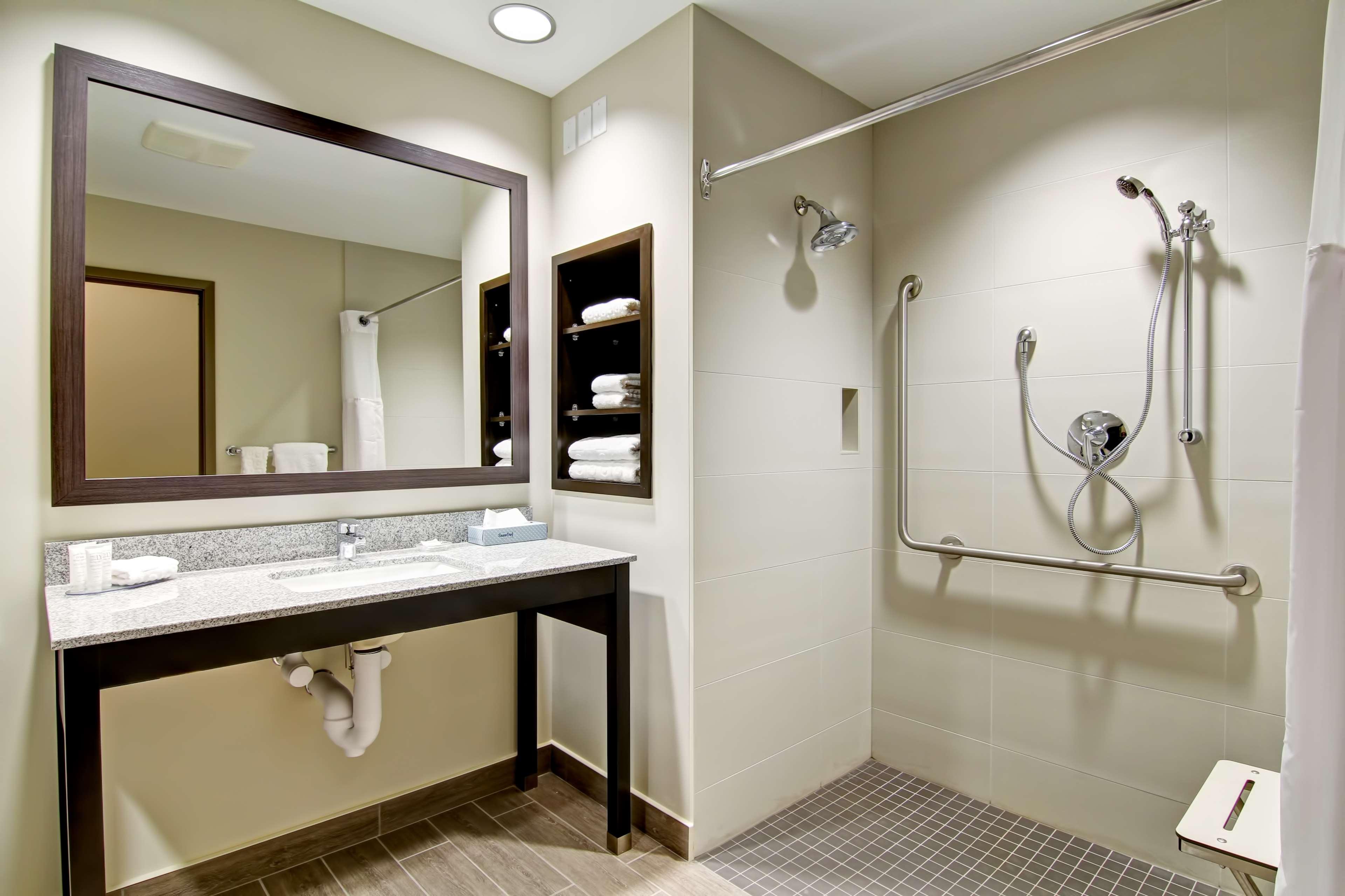 Best Western London Airport Inn & Suites Dış mekan fotoğraf