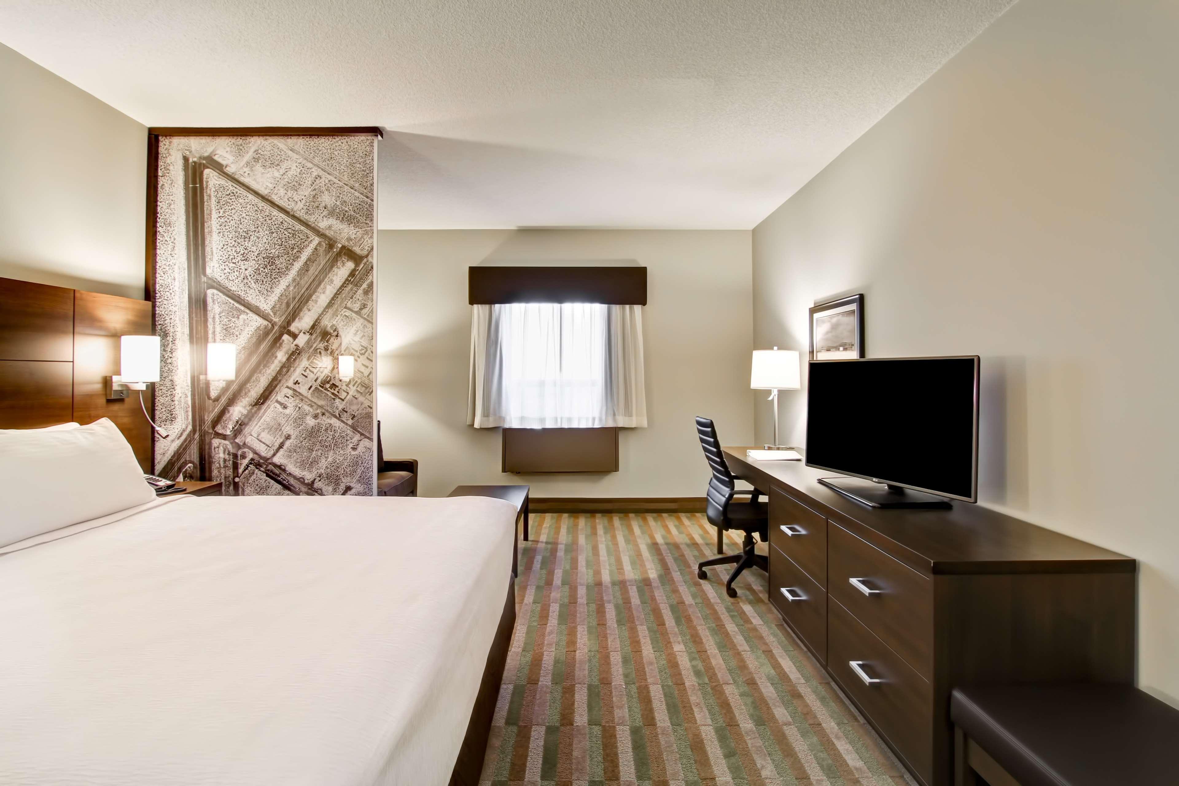 Best Western London Airport Inn & Suites Dış mekan fotoğraf