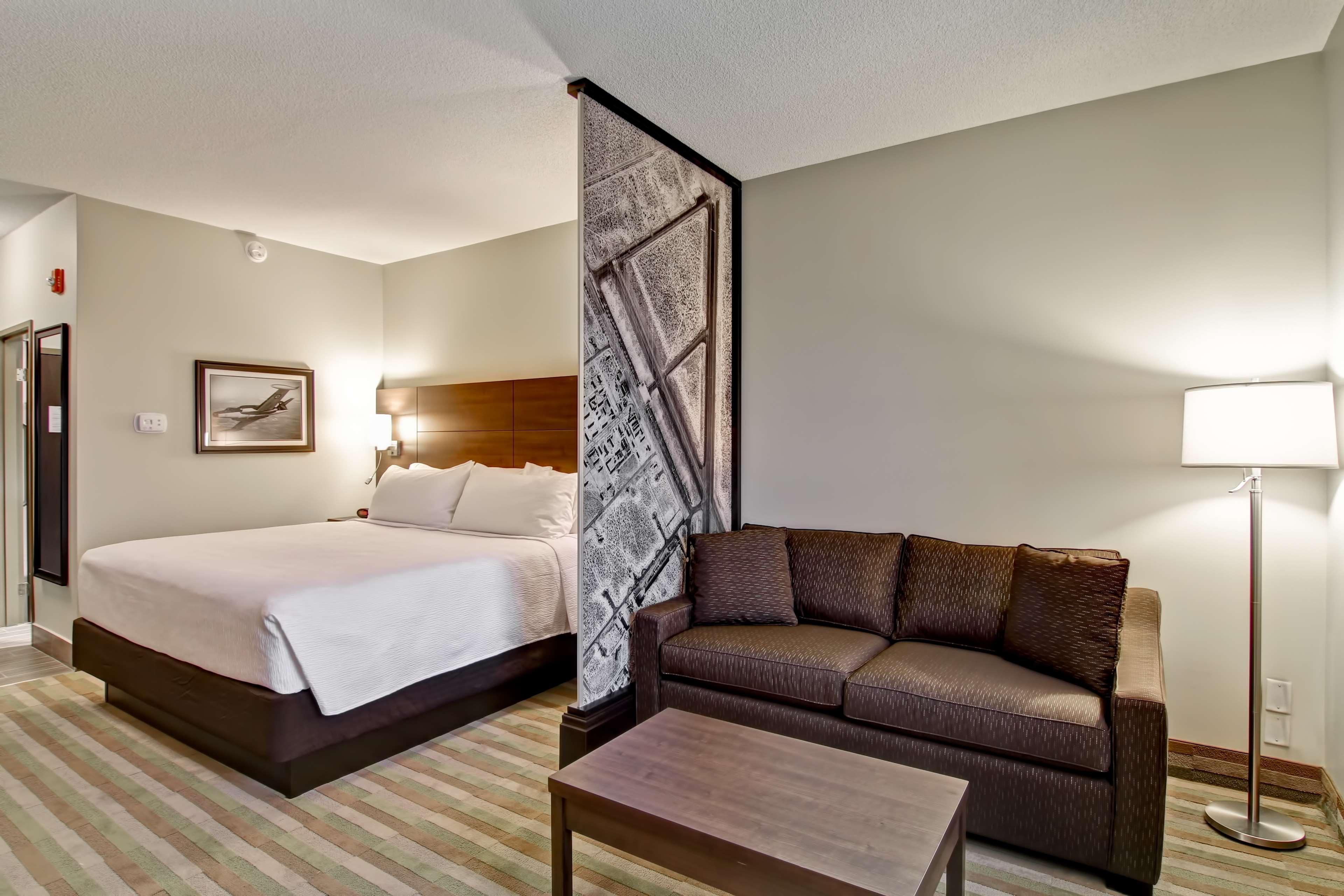 Best Western London Airport Inn & Suites Dış mekan fotoğraf