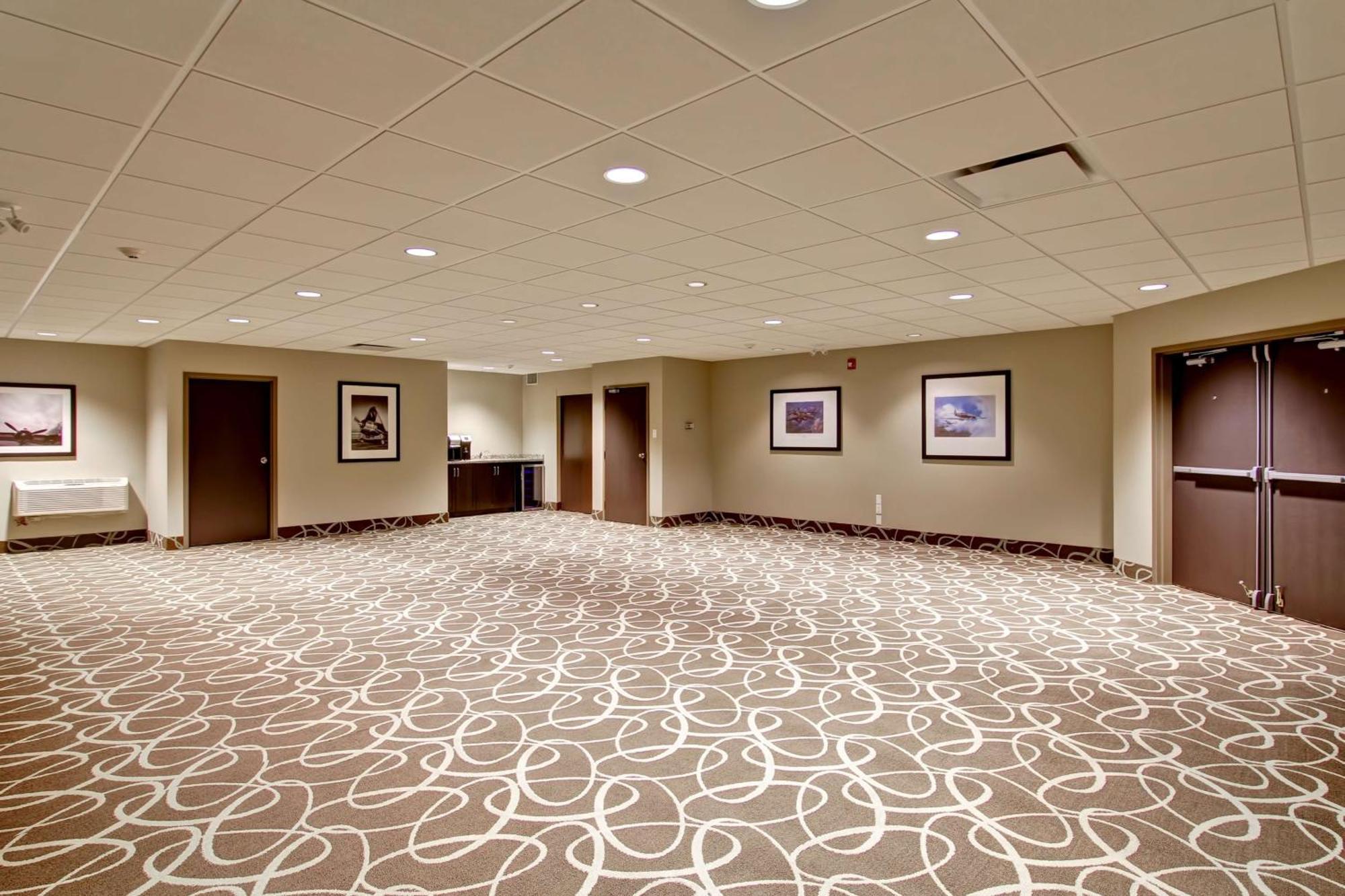 Best Western London Airport Inn & Suites Dış mekan fotoğraf