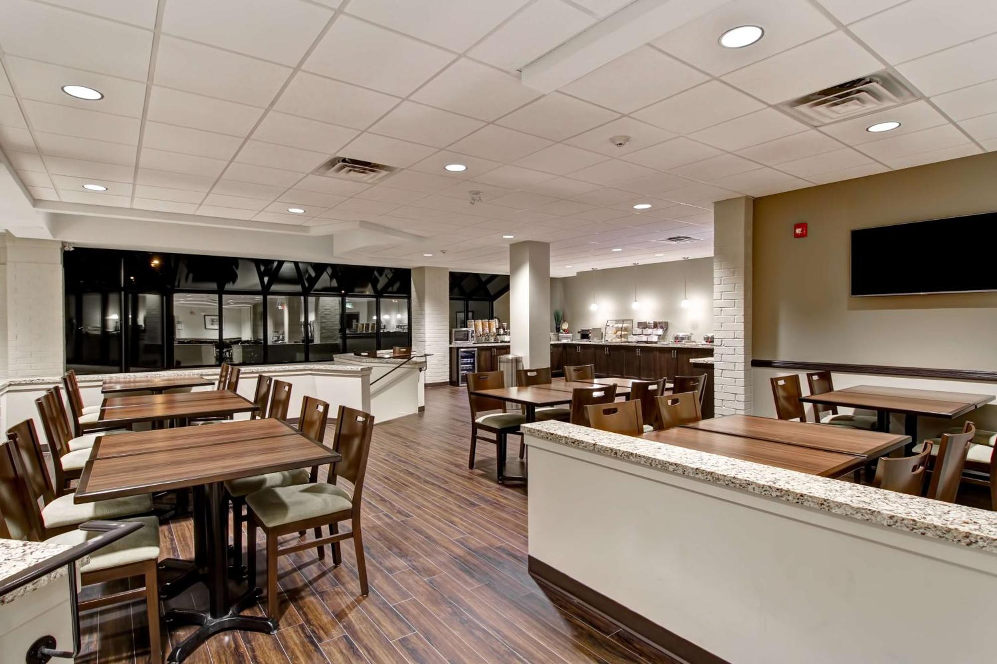 Best Western London Airport Inn & Suites Dış mekan fotoğraf