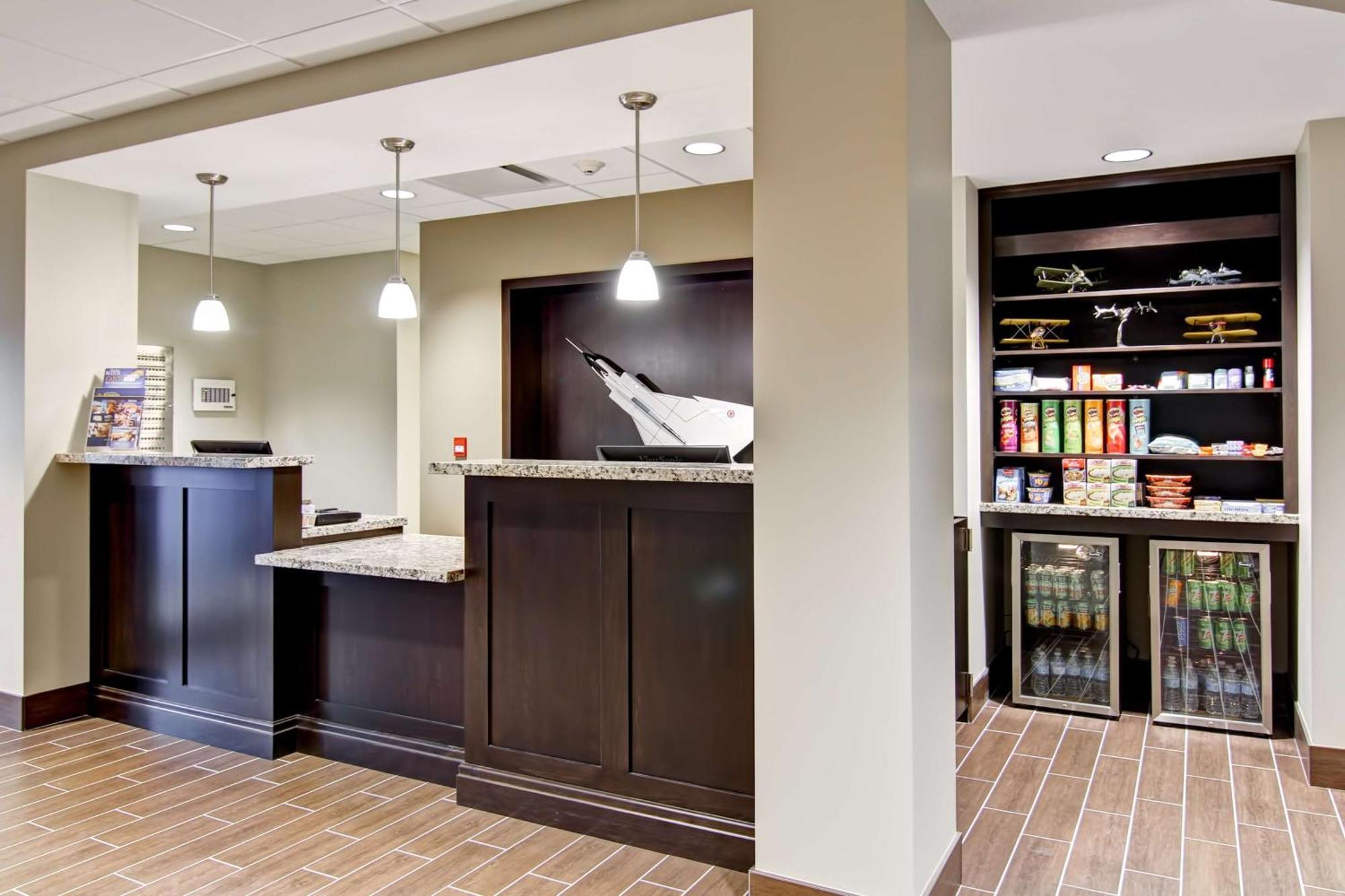 Best Western London Airport Inn & Suites Dış mekan fotoğraf